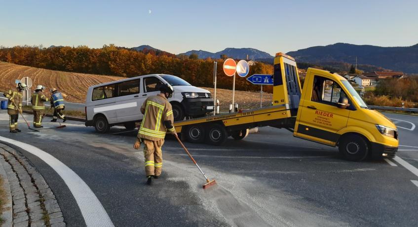 Gefahrstoffeinsatz BAB-Ausfahrt Bergen