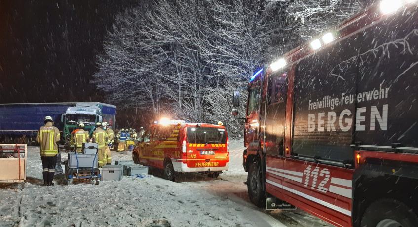 Schwerer Unfall mit LKW auf der BAB A8
