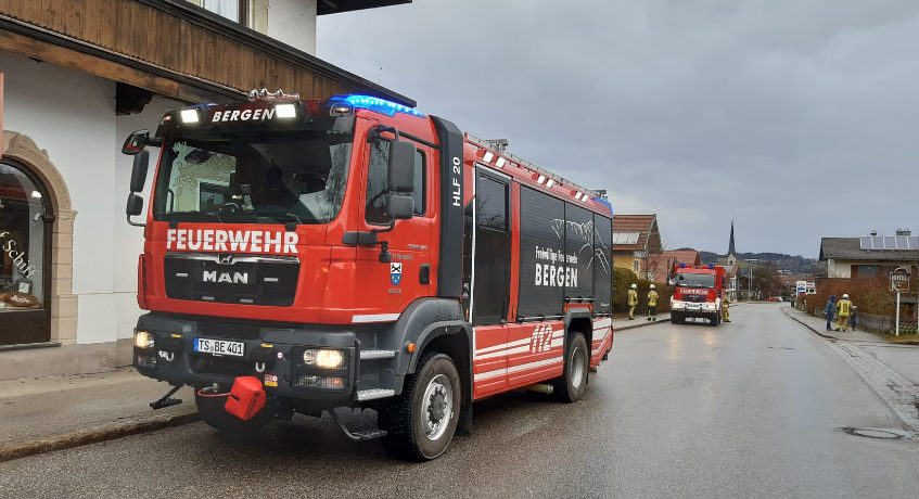 Wohnungsöffnung mit Rettungsdienst